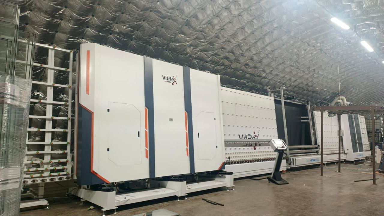 Автоматическая линия сборки стеклопакетов с газонаполнением
